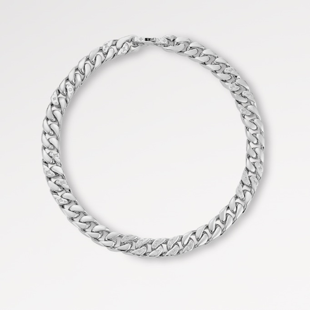 NWT Louis Vuitton chain links necklace